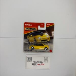 Matchbox 1992 Mazda Autozam AZ-1 Imported Mainline 1:64 Scale