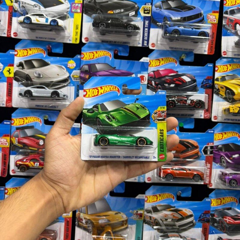 PAGANI HUAYRA ROADSTER | IMPORTED SHORT CARD