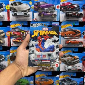 Hot Wheels Combat Medic – Marvel Spider-Man (Silver Series 5/5) | 1:64 Die-Cast Collectible Van