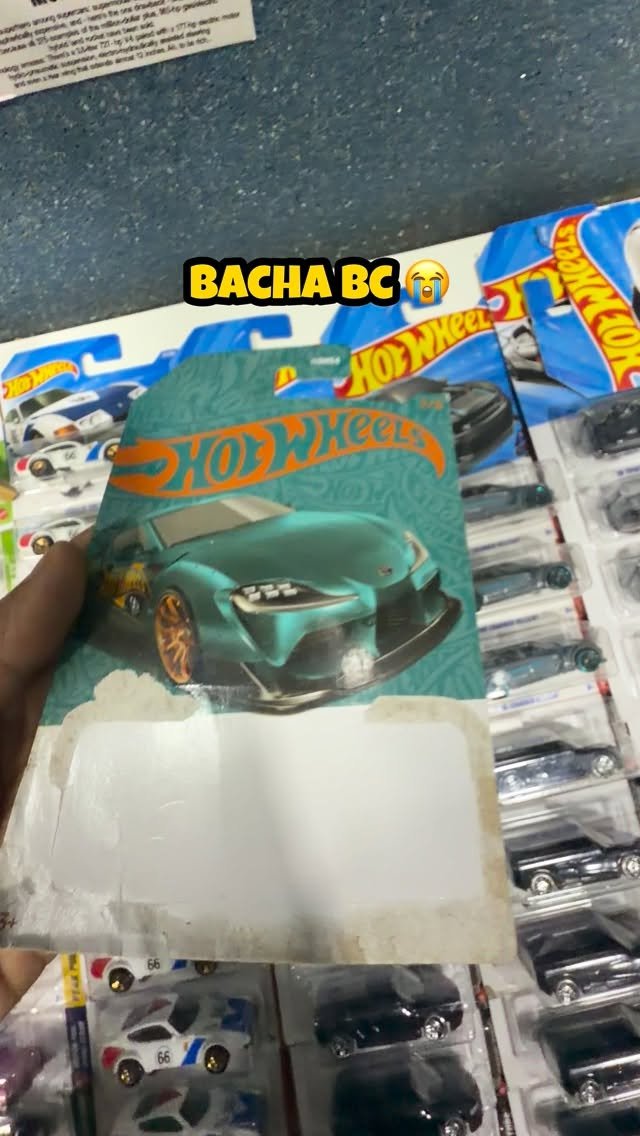 Whyyyyy 😭😭😭
#hotwheels #diecast #cars #supra #relatable