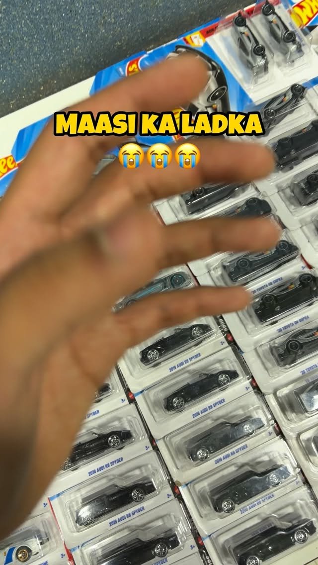 Please buy me hotwheels 😭