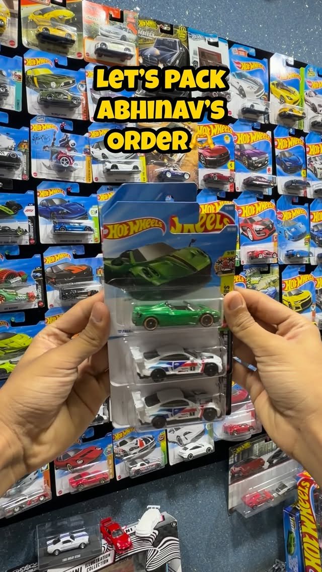 Packing Abhinav’s hotwheels order 🤩