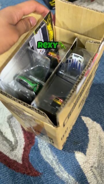 Dm to order❗️
#hotwheels #diecast #cars #rexy #porsche