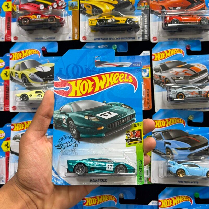 JAGUAR XJ220 | 6 YEAR OLD IMPORTED CARD