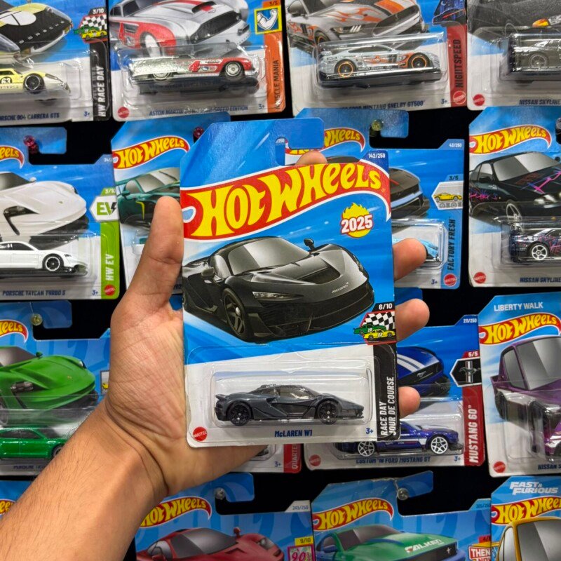 McLAREN W1 [BLACK]