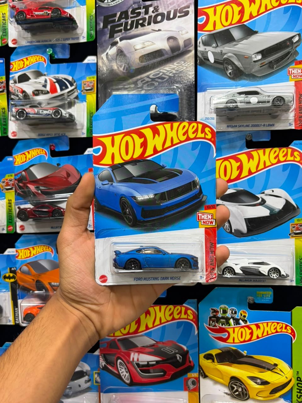 FORD MUSTANG DARK HORSE | UK IMPORTED