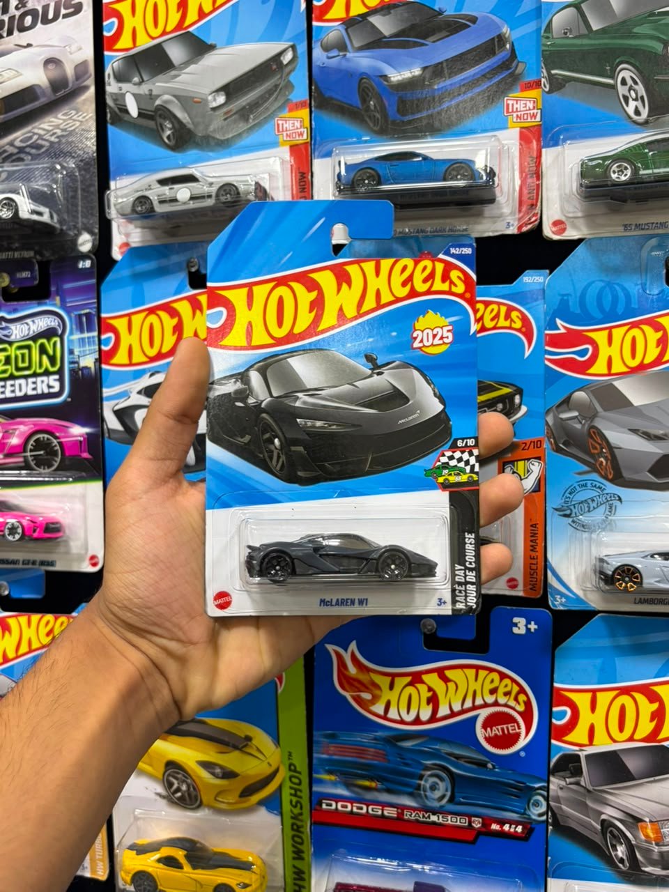 McLAREN W1