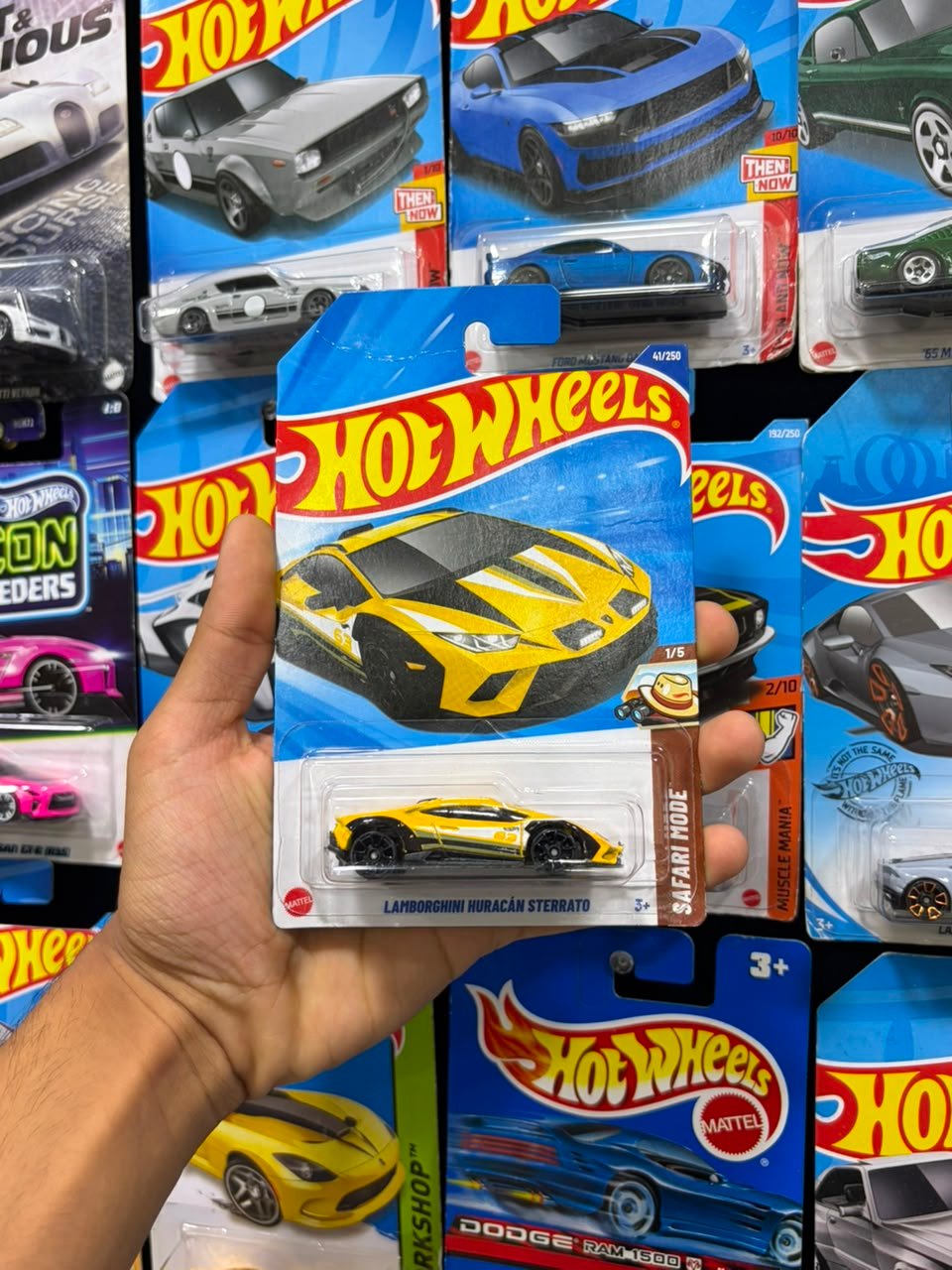 LAMBORGHINI HURACAN STERRATO
