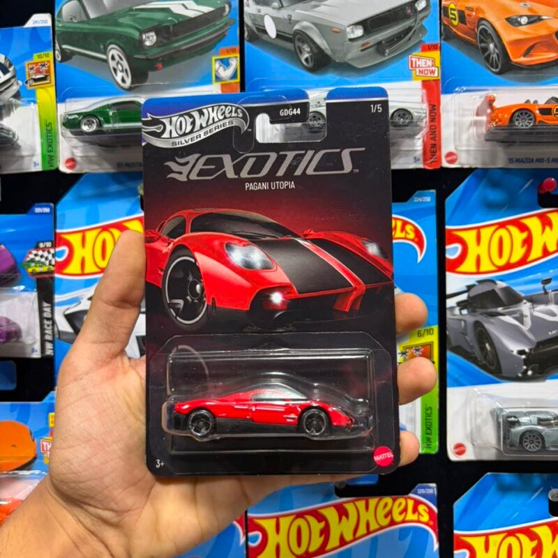 Hot Wheels Pagani Uthopia Imported Exotics Mainline 1:64 Scale 1:64 Scale Diecast Model - Mint Blister Pack