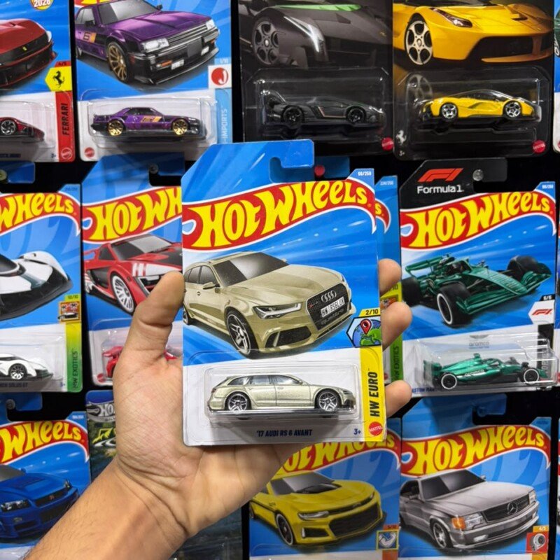 Hot Wheels '17 Audi Rs 6 Avant Mainline 1:64 Scale 1:64 Scale Diecast Model - Mint Blister Pack