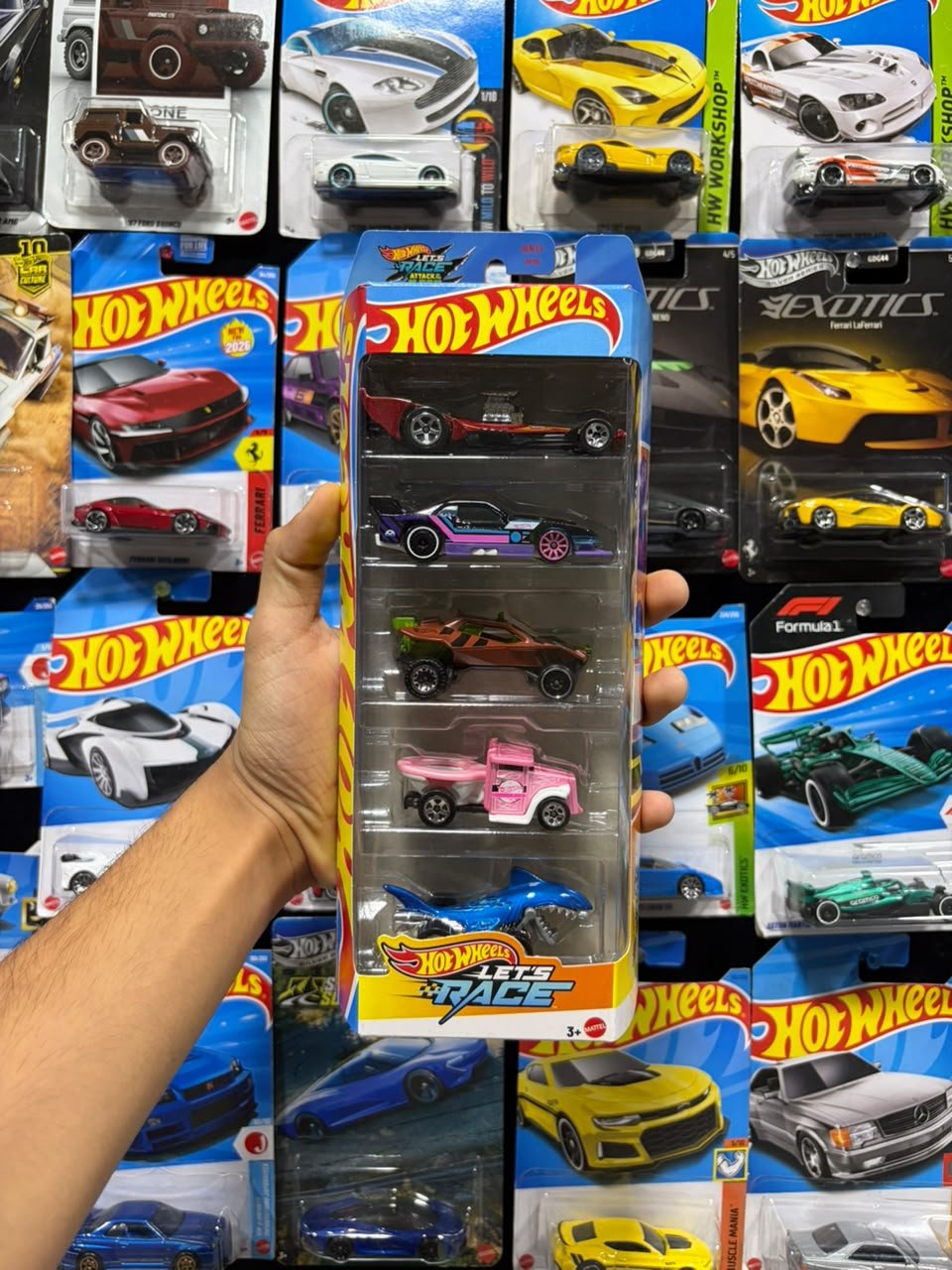 Hot Wheels Under Mrp Let's Race 5-car Multipack Set 1:64 Scale 1:64 Scale Diecast Model - Mint Blister Pack