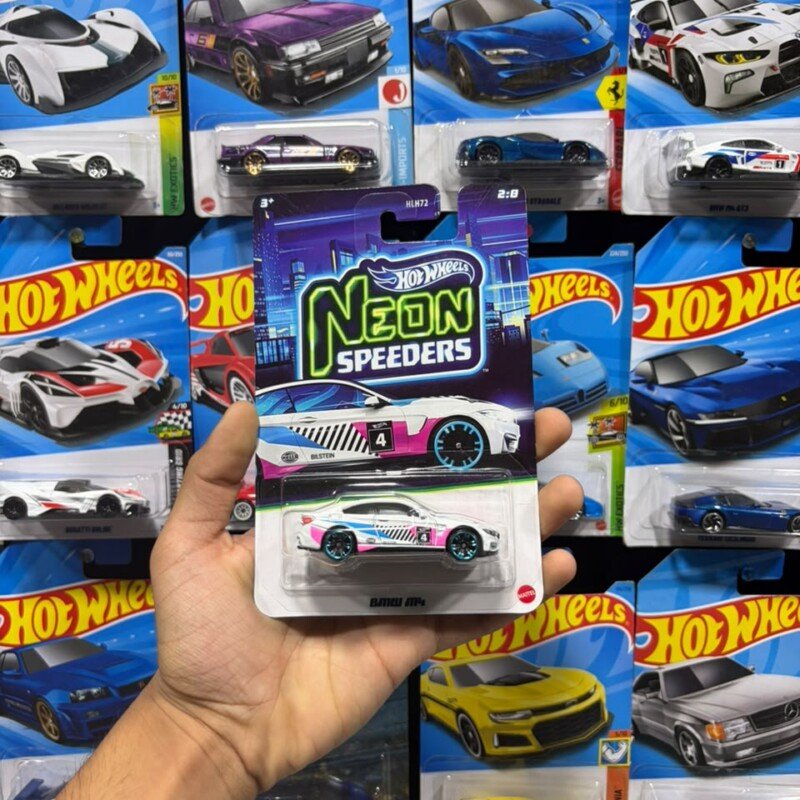 Hot Wheels Bmw M4 Neon Speeders 1:64 Scale Diecast Model - Mint Blister Pack
